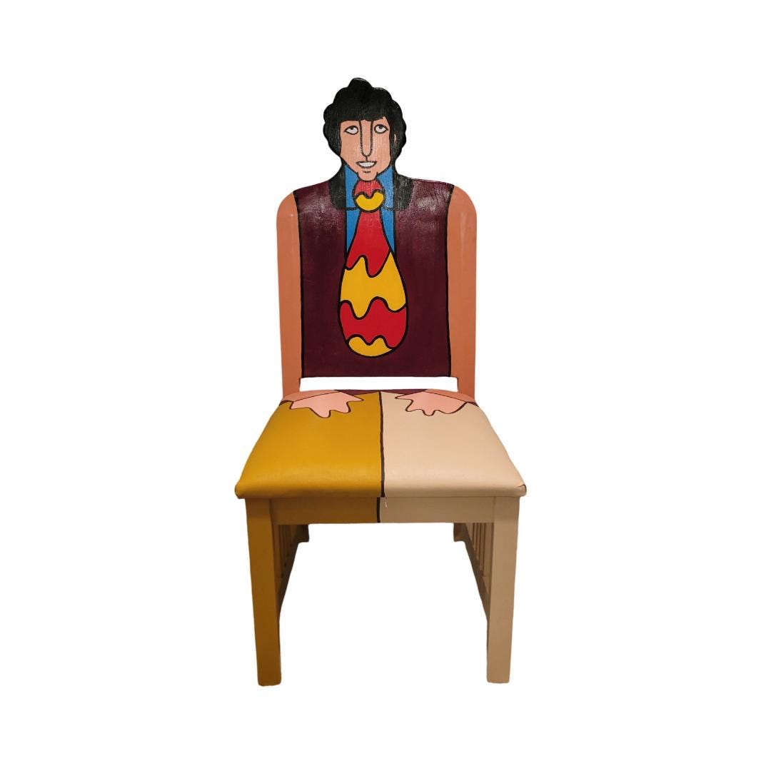 ビートルズのイエローサブマリンアートワークアーティストのトッドフェンドスが描いたアップサイクルチェア - Etsy 日本