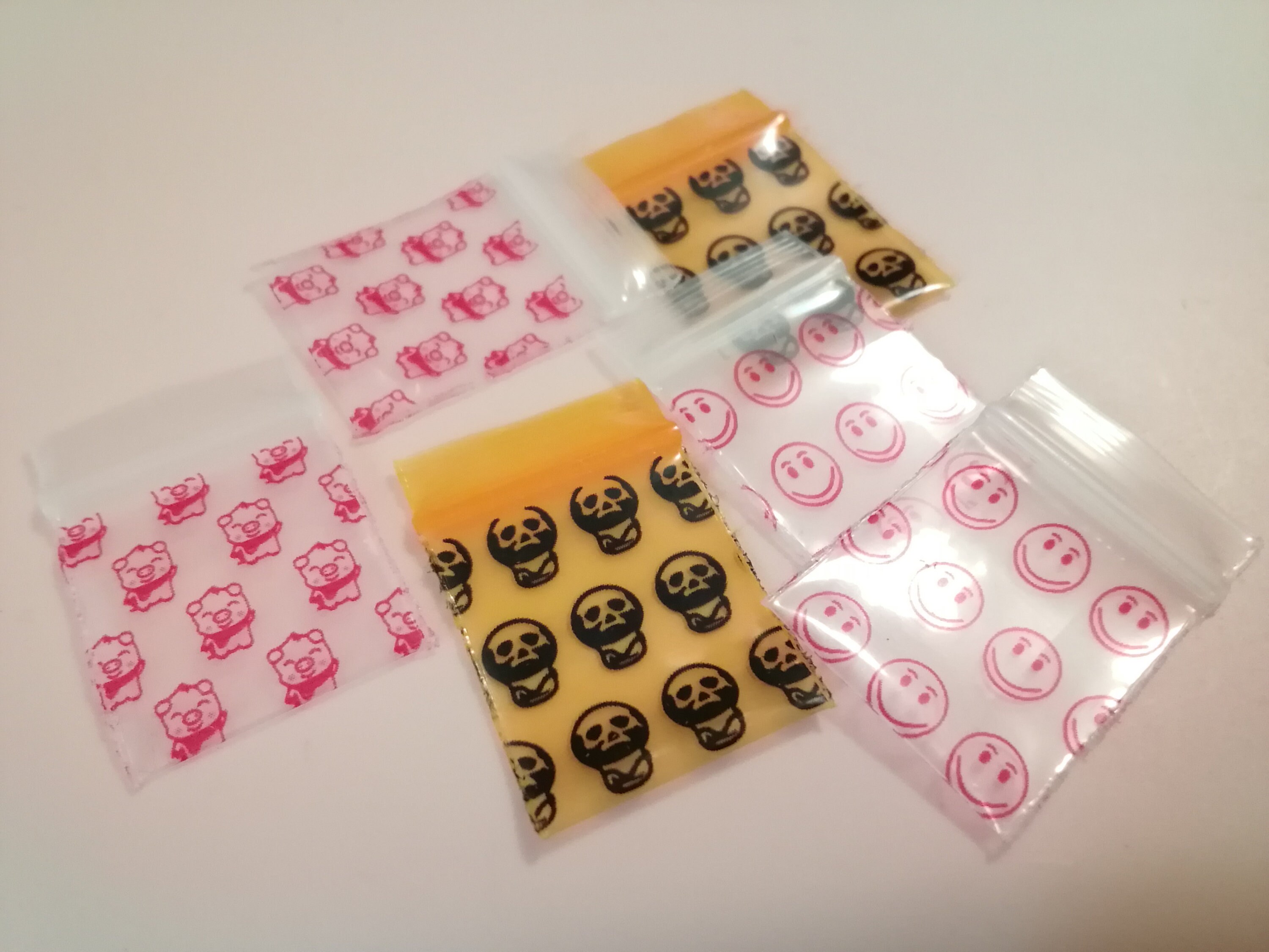 Super Mini 20x30mm 100pcs Single Side Pattern Thick Zip Bag