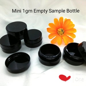 Mini Sample Box 1gm/0.03oz Plastic Black Empty Bottle Cosmetic Box Empty Round Plastic Bottle Mini Lip Balm Bottle Mini Cosmetic Storage Box