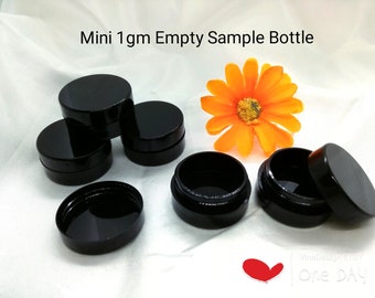 Mini Sample Box 1gm/0.03oz Plastic Black Empty Bottle Cosmetic Box Empty Round Plastic Bottle Mini Lip Balm Bottle Mini Cosmetic Storage Box