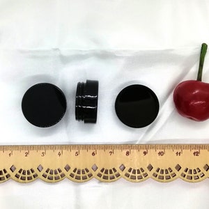 Mini Sample Box 1gm/0.03oz Plastic Black Empty Bottle Cosmetic Box Empty Round Plastic Bottle Mini Lip Balm Bottle Mini Cosmetic Storage Box image 3