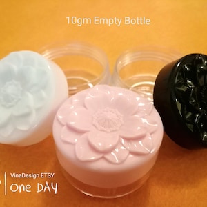 10g / 0.35oz 3D Flower Cap Color Empty Bottle Lotion Empty Bottle Small Travel Empty Box Round Plastic Bottle Cosmetic Case Cream Gel Bottle
