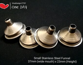 2pcs Mini Stainless Steel Liquor Funnel Portable Metal Funnel Pouring Funnel Metal Funnel Silver Funnel Perfume Funnel Reusable Funnel Tool