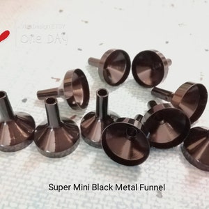 2 pcs Mini Black Metal Funnel 18mm x 23mm / month 4mm Funnel Super Tiny Metal Funnel Mini Metal Funnel Liquid Funnel Perfume Reusable Funnel