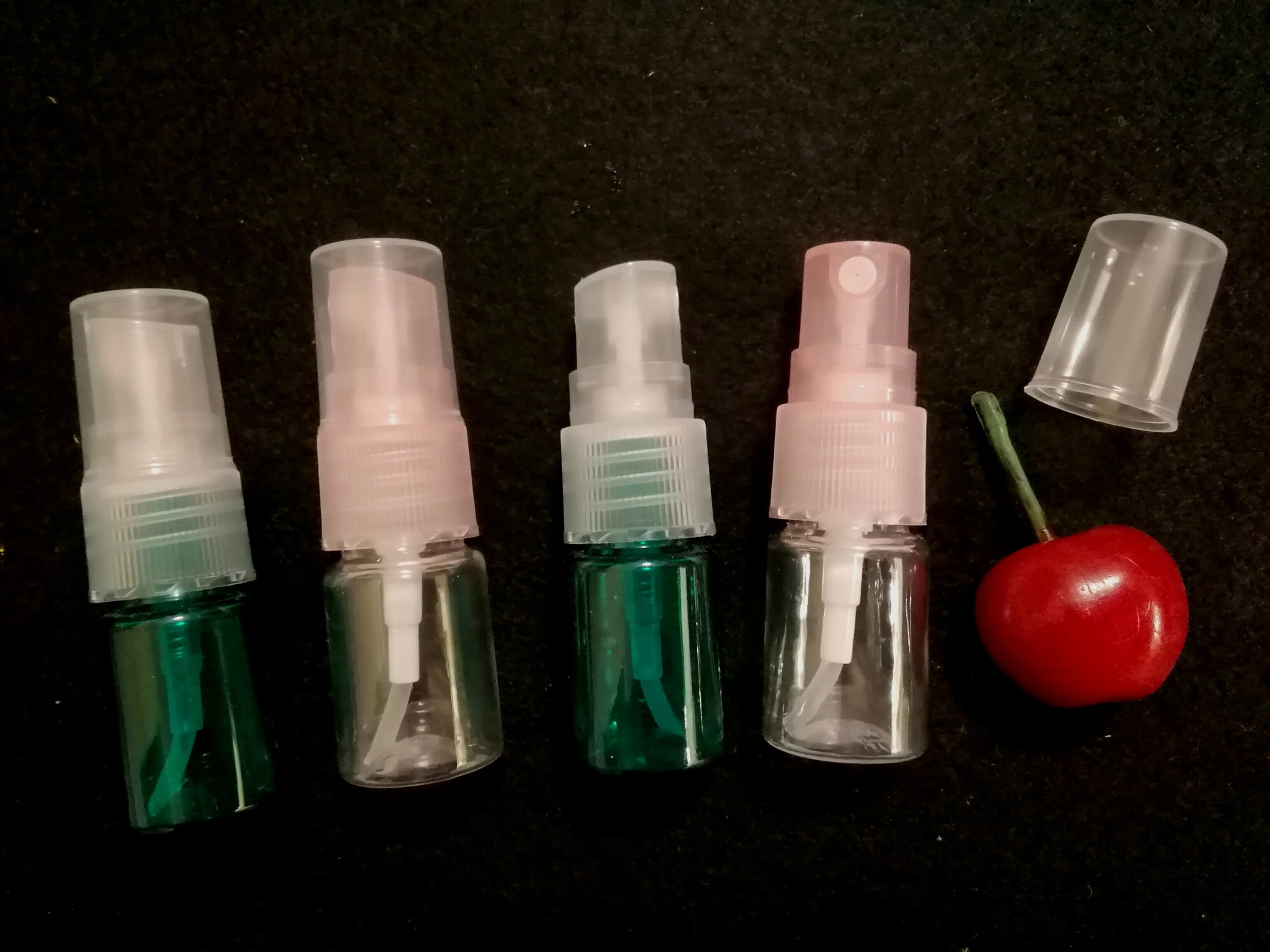 Small plastic 2024 spray bottles