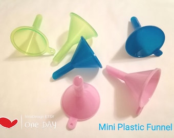 3pcs Mini Plastic Funnel Plastic Green Funnel Pink Funnel Small Perfume Divider Blue Plastic Funnel Small Liquor Funnel Spray Bottle Funnel