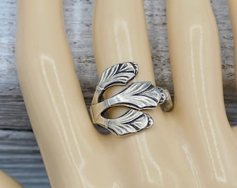 Cutlery jewelry - Ring made of silver-plated sugar tongs Cutlery jewelry silver-plated ring Cutlery rings 18,25 mm Present for her