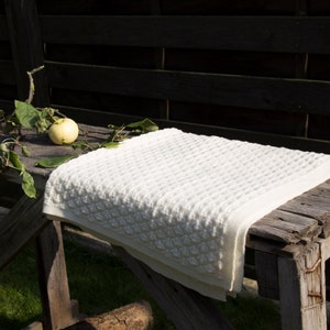 Knitted white baby merino wool blanket - Baby blanket - Merino wool blanket