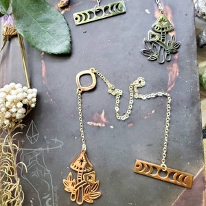 Woodland Mushroom Bookmark, Bookmark Bracelet, Unique Bookmark, Moon Phases Book Mark, Stainless Steel, Celestial Witchy Book Lover Gift