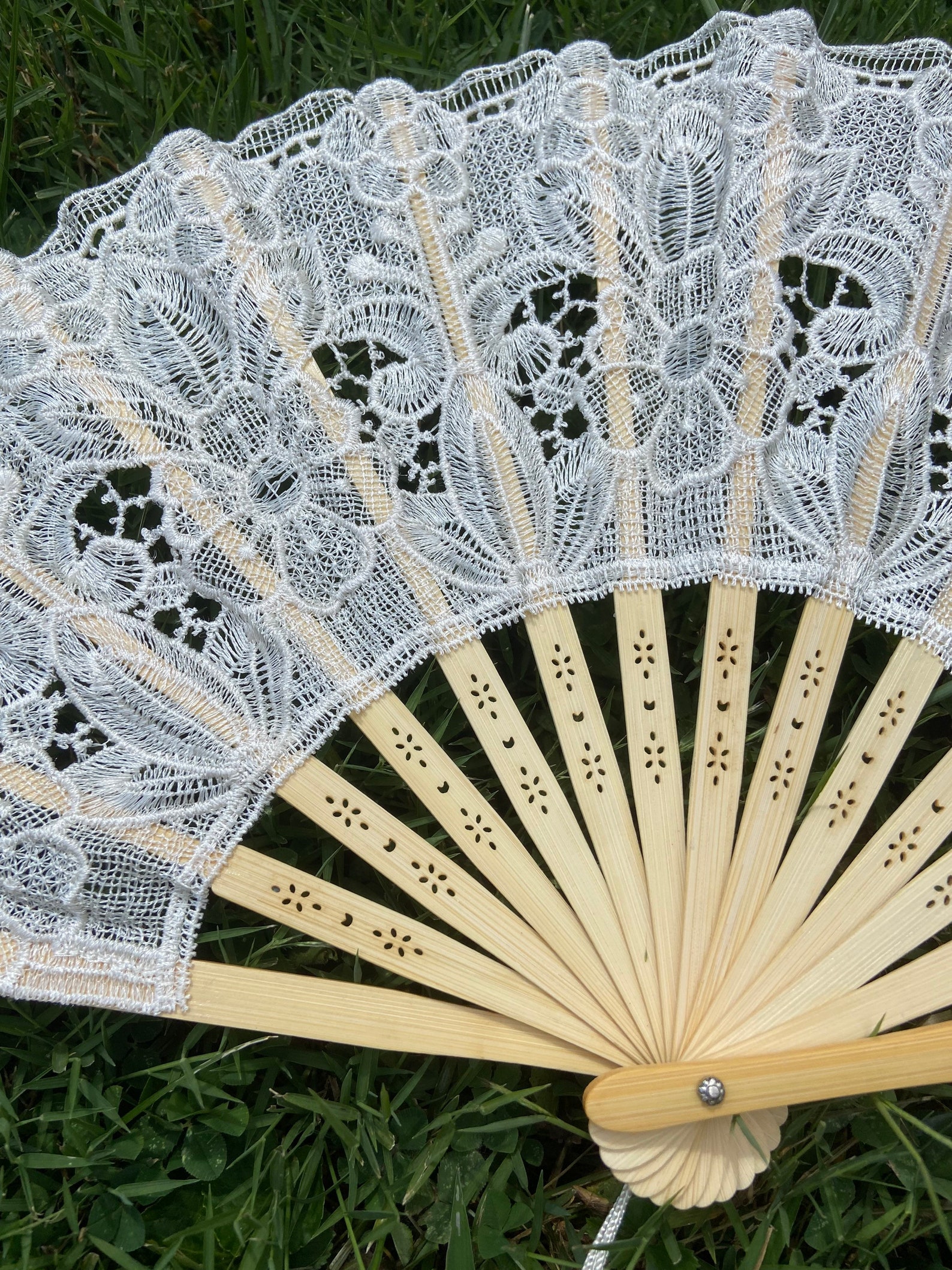 Ivory Lace Fan With Flower Design for Wedding Hand Fan - Etsy