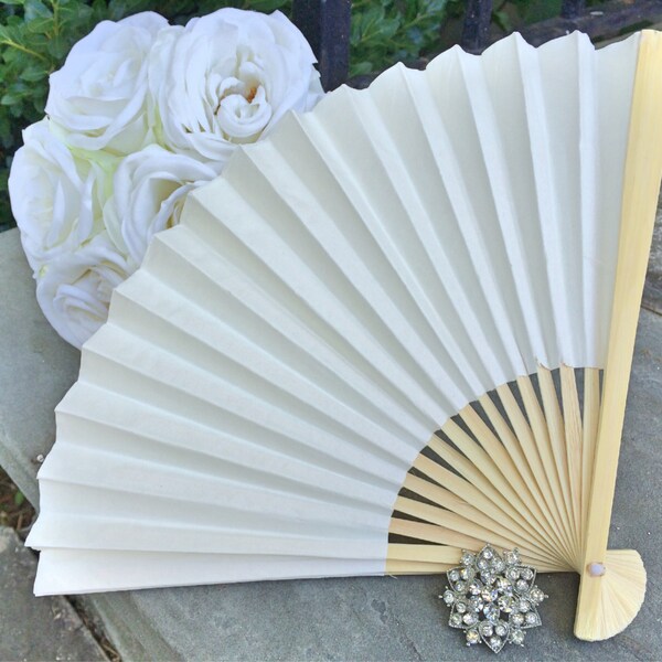 Ivory Paper Fans for Wedding Pictures, Ivory Hand Fans, Outdoor Wedding Decor, Wedding Favor, Beach Wedding, Wedding Ceremony, Beige