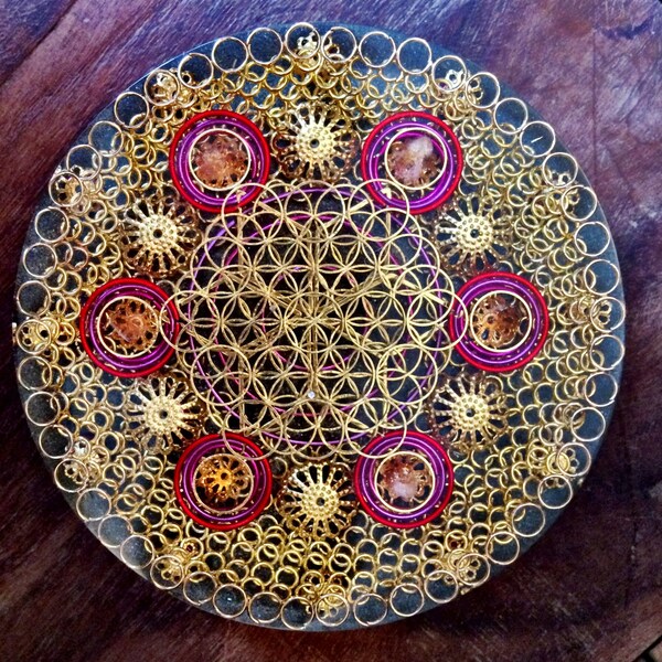 Orgone Generator Mini Disc - Flower of Life Sacred Geometry w/ Pink Tourmaline & Herkimer Diamond