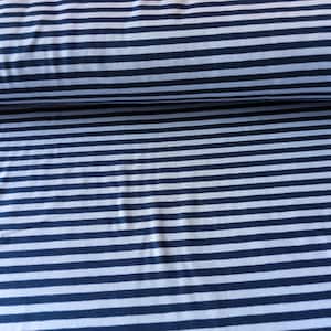 50 cm Jerseystoff jeansblau hellblau gestreift Bekleidungsstoff Jersey Streifen