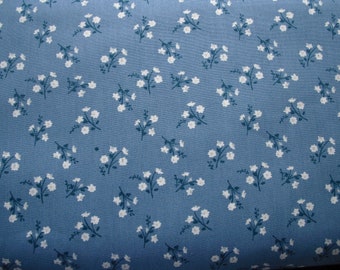 Cotton fabric with flowers 150 cm wide