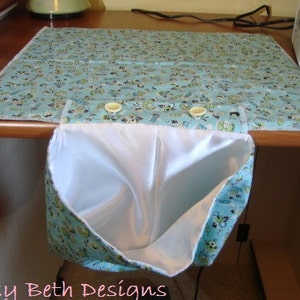 Serger Thread Catcher Bag and Serger Stabilizer Mat PDF PATTERN image 2