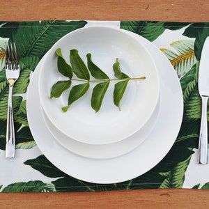 Banana Leaf Placemats in Green and White, Tropical Placemats, Caribbean Style Placemats, Outdoor Placemats, Australian Made, Tropical Linen