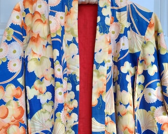 Kimono de seda floral de los años 20 – Bata azul estilo art déco, talla pequeña a mediana.