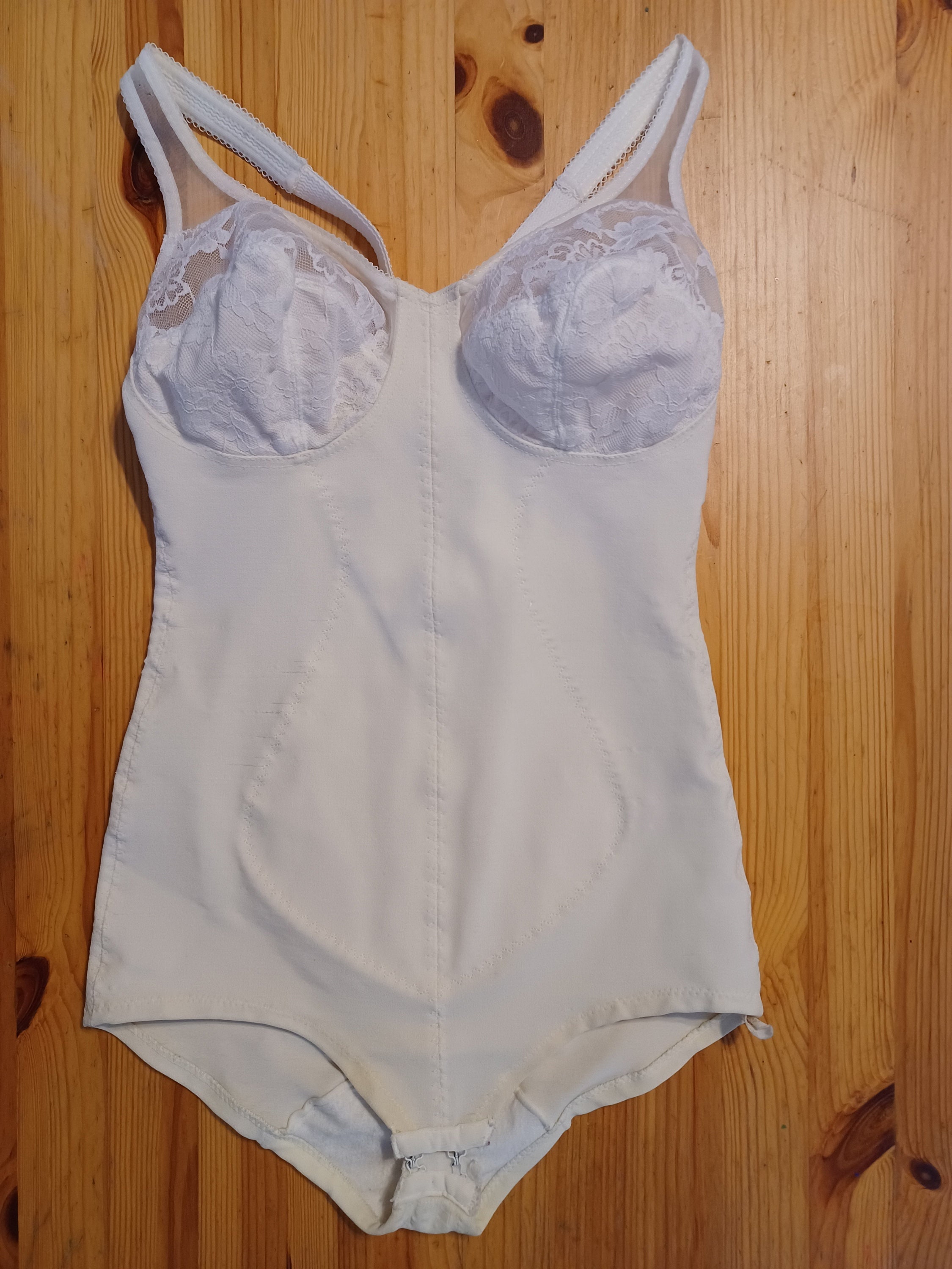 SALDI Tutina aderente vintage anni '70, lingerie con corpino e orsacchiotto - da piccola a media