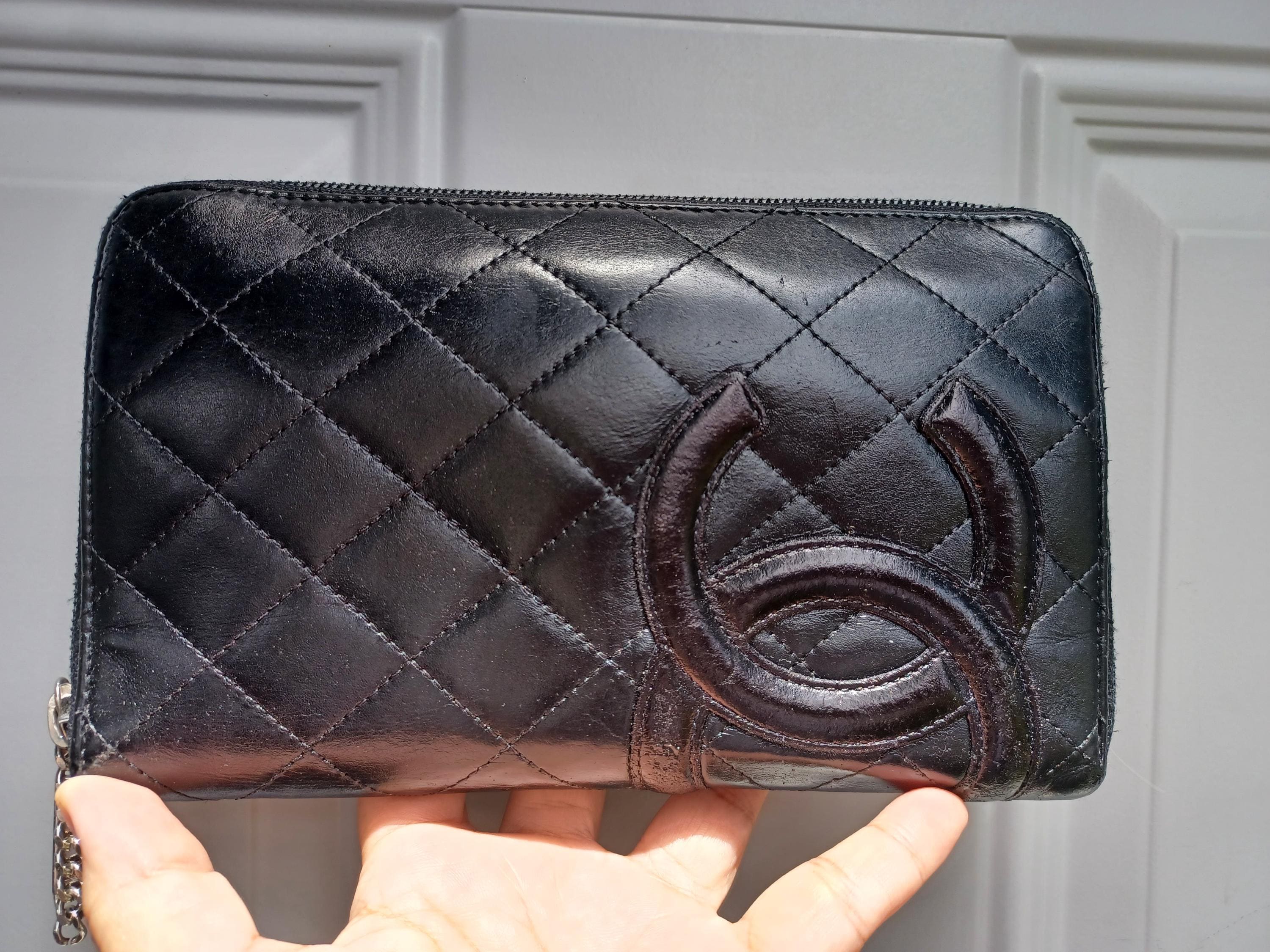 CHANEL vintage wallet 90’s CHANEL Wallet Long Wallet 90s Vintage Caviar Skin Round Zip