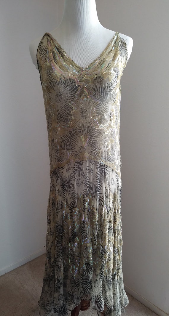 Vintage gorgeous 1920s flapper beaded sequin dress