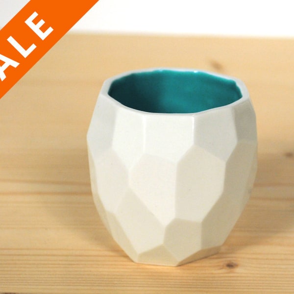Handmade Emerald Green Faceted Espresso Cup – Modern Ceramic