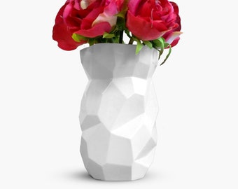 POLIGON VASE Modern Quality pocelain white vase - vase flowers in polygons - handmade vase - squared vase - flower vase - bouquet - White