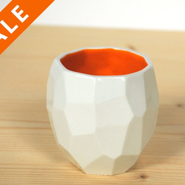 Modern ceramic espresso cup - handmade in polygons espresso - Poligon facetted espresso cup in bright quality tableware - Bright Orange