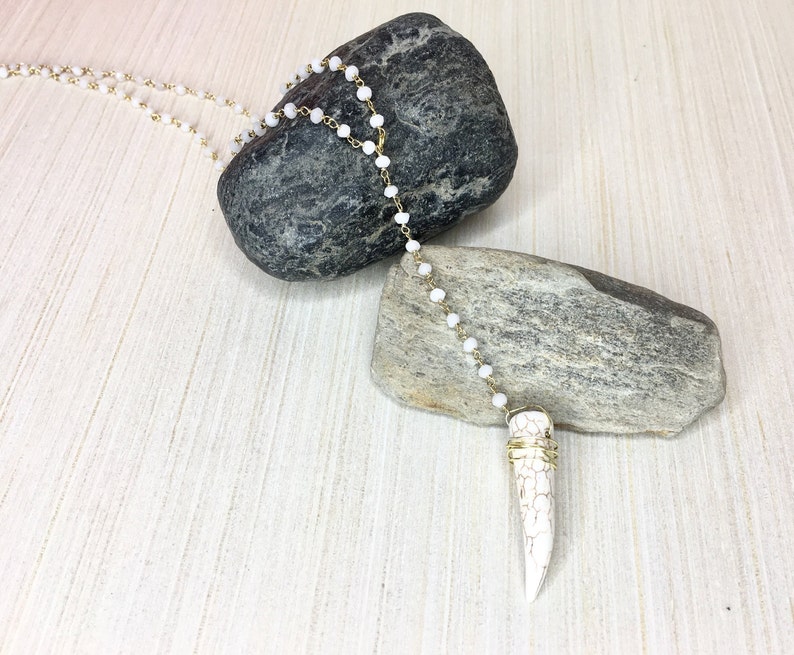 White Rosary Necklace Howlite Jewelry Howlite Lariat Necklace Howlite Necklace Y Necklace Howlite Pendant Necklace Horn Necklace