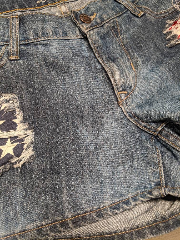 Women's Size 6 Frayed Flag Patched Shorts - Etsy