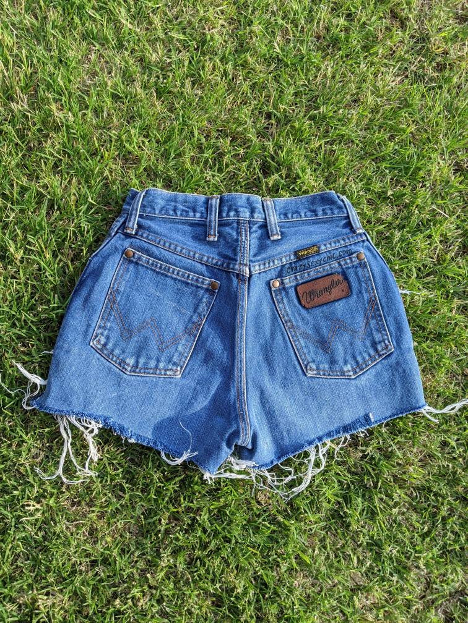 Flag Shorts Women&rsquo;s Tag Size 27 SMALL Actual 24 Waist Distressed High