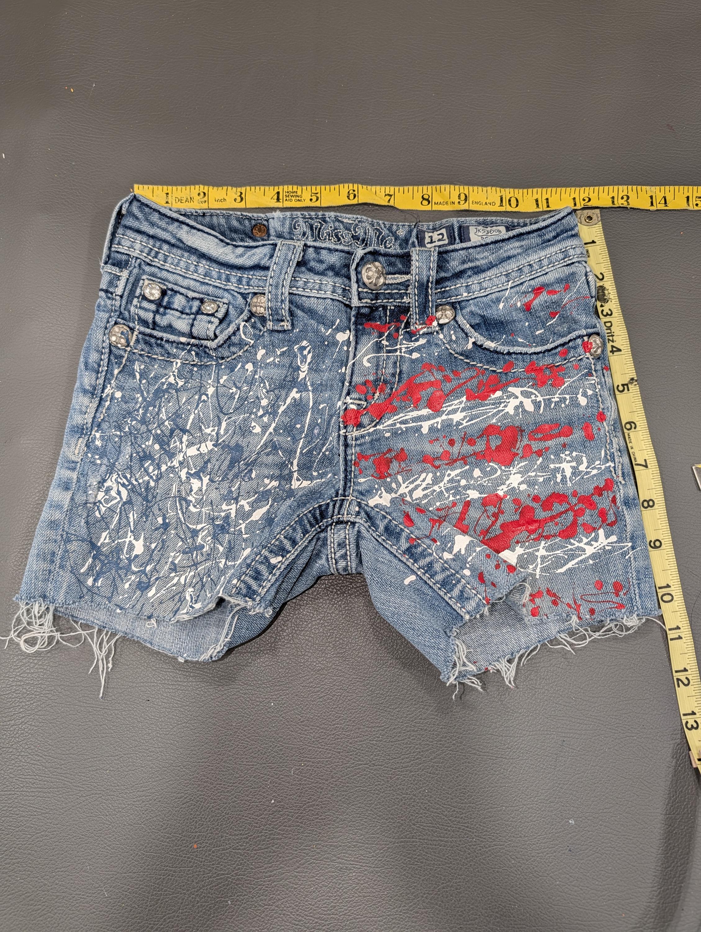 Short Blanc Miss Me - Modèle Good Time H2290H - Taille 30 - Neuf Avec étiquettes - Coupe Haute