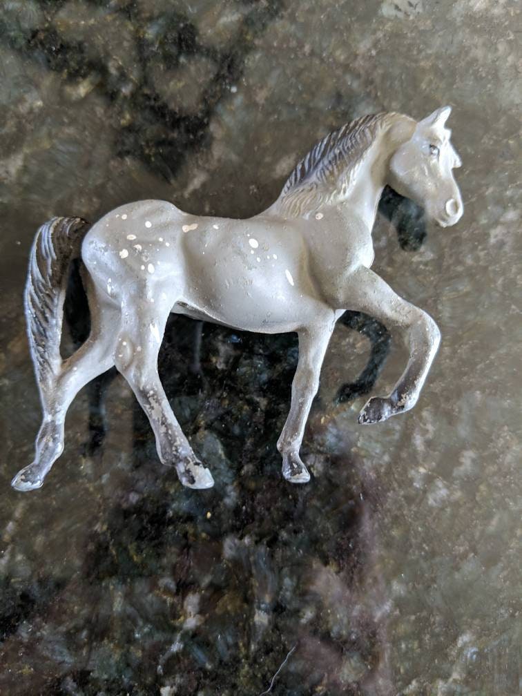 Vintage Metal 3 Inch Horse Figurine Durham Industries Inc. 1976 Gray