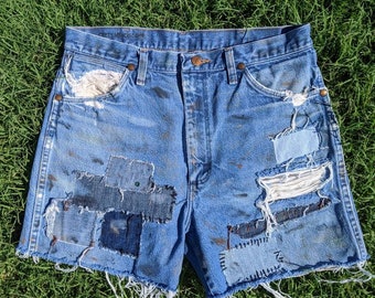 Painted Distressed Patched Shorts tag 34 Wranglers Boyfriend unisex Grunge Stage Rave Festival
