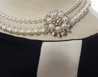 Pearl choker necklace