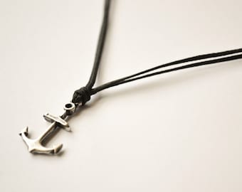 Collana Uomo Con Ciondolo Ancora Nautica – Acciaio Inossidabile Nero Ossidato, Catena Inclusa, 20 Pollici
