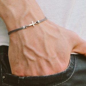 Cross bracelet for men, groomsmen gift, men's bracelet with a silver cross pendant, gray cord, gift for him, christian catholic jewelry