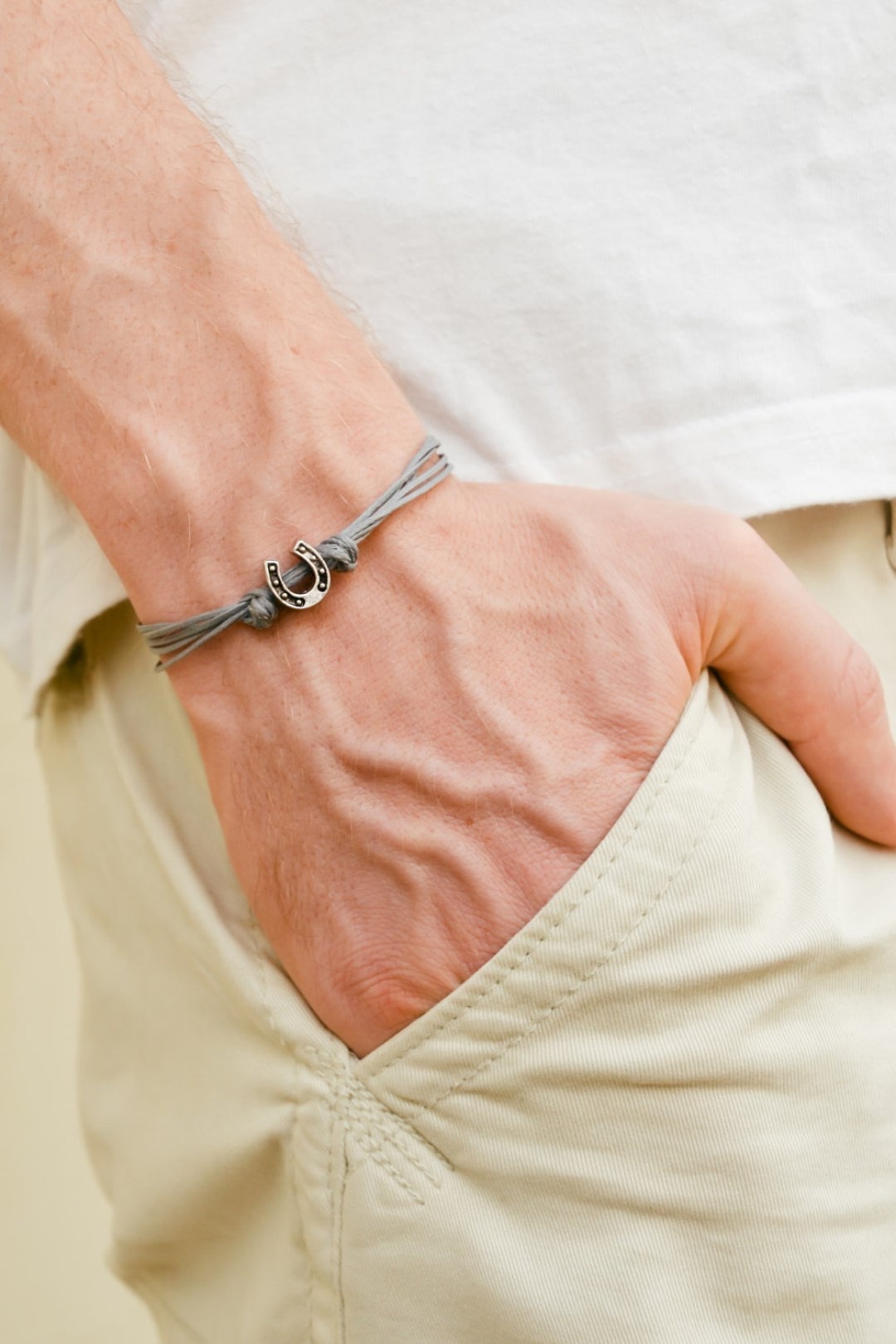 Horseshoe Bracelet, Men's Bracelet, Silver Hoof Charm, Gray Cords, Charm  Bracelet for Men, Gift for Him, Cowboy Bracelet, Mens Jewelry -  Norway