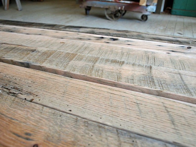 Reclaimed Oak Beam: 3 1/2x3 1/2 Rustic Barnwood, Partially Planed bild 4