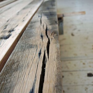 Reclaimed Oak Beam: 3 1/2x3 1/2 Rustic Barnwood, Partially Planed bild 2
