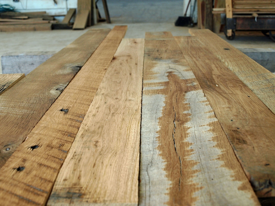 Reclaimed Oak Lumber for DIY Projects. 100 Reclaimed Oak Barn Board, Edged. Authentic Barnwood