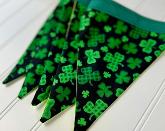 St Patrick’s Day Shamrocks Banner, Handmade Irish Bunting, Green Fabric Wall Decor, Fun Design Garland,  Cute Material Flags, Green Pennant