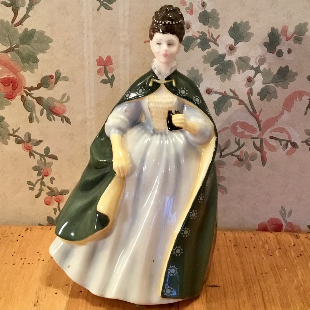 Royal Doulton Figurine première HN 3286, Pretty Lady, Rare Vintage