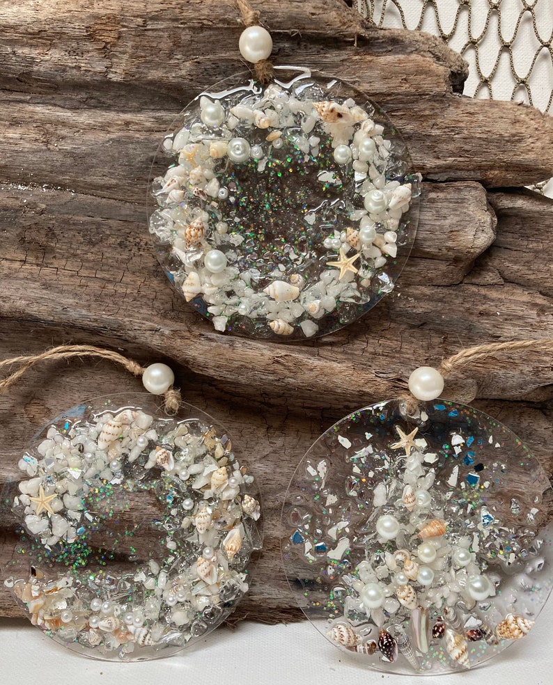 ConstanceCollection Ornament - Thumbnail 3