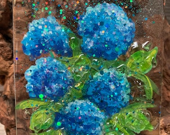 Hydrangea Nightlight, Blue Hydrangea night light, plug in nightlight, springtime nightlight, floral nightlight, bring the outdoors in