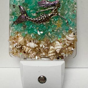 Coastal MERMAID night light, plug in nightlight, Mermaid nightlight, Mermaid plug in nightlight, automatic nightlight, beach decor, mermaid