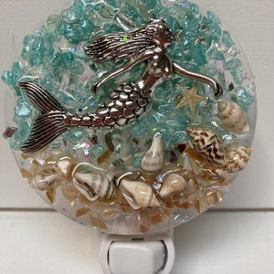 Mermaid nightlight, coastal mermaid nightlight,seaglass nightlight,ocean Mermaid nightlight, plug in nightlight,beach decor light, mermaid