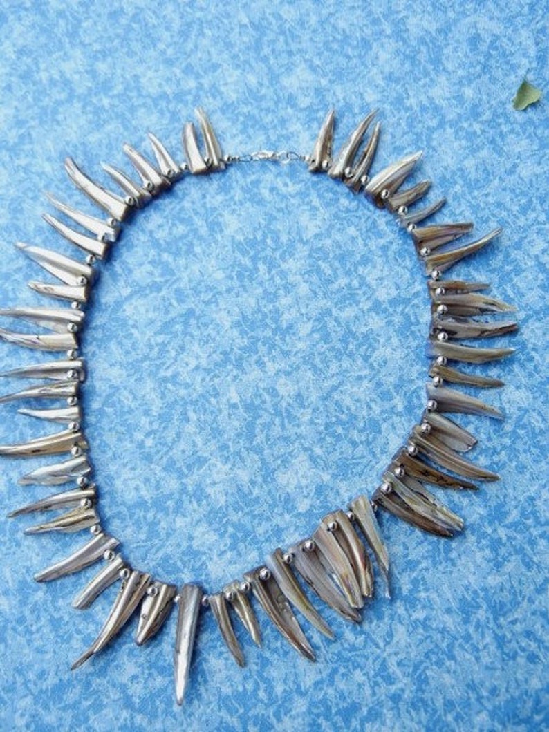 Necklace in Grey image 3