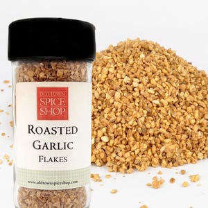 Roasted Garlic Flakes: Gourmet Spice for Foodies