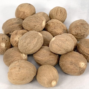 Whole Nutmeg, High Quality Spices, Fresh Ground Nutmeg, Baking Seasonings