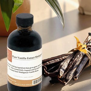 Pure Madagascar Vanilla Extract, Vanilla Flavoring for Baking